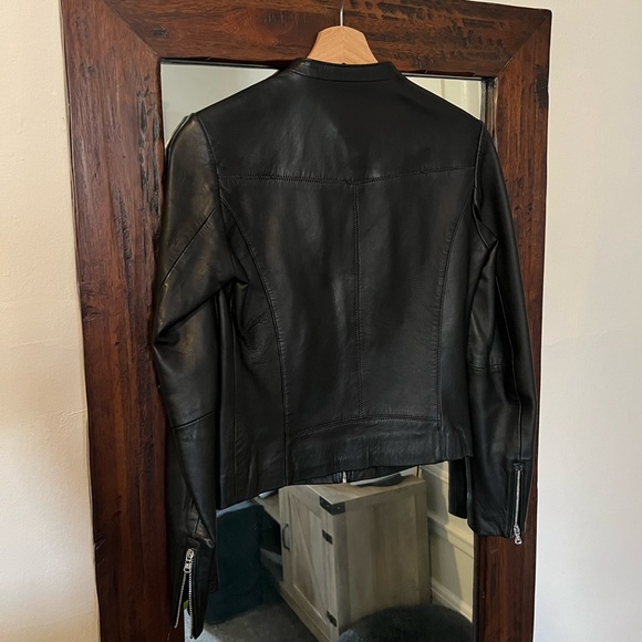 Massimo Dutti leather jacket - Picture 2 of 8
